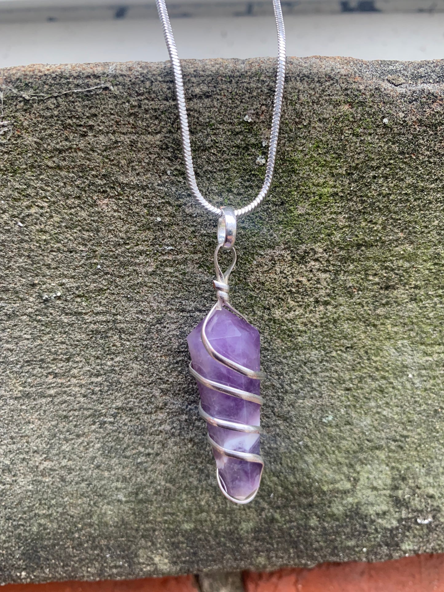 Amethyst piece necklace